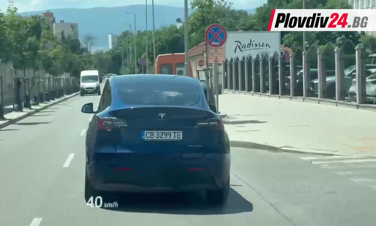 Сигнал: И с Tesla можеш да си жив селянин с капацитет на семкаджия
