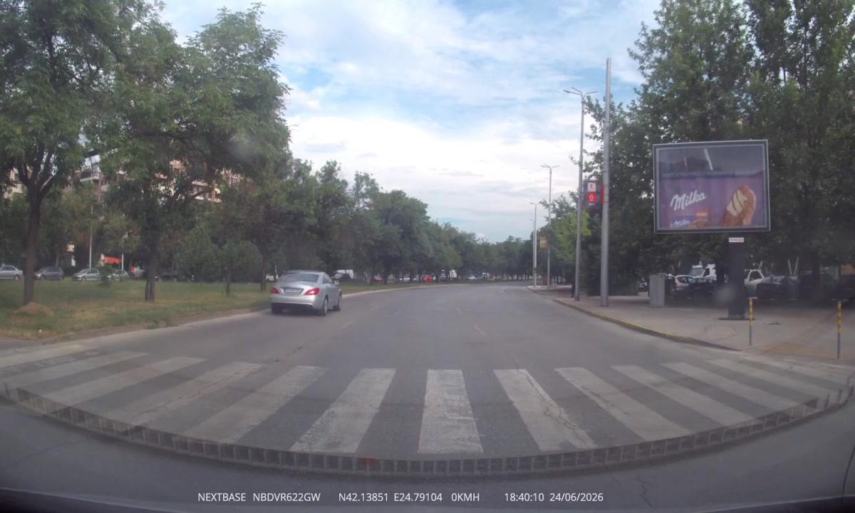 Ситуация на пътя: Шофьор попита колоездач дали е малоумен
