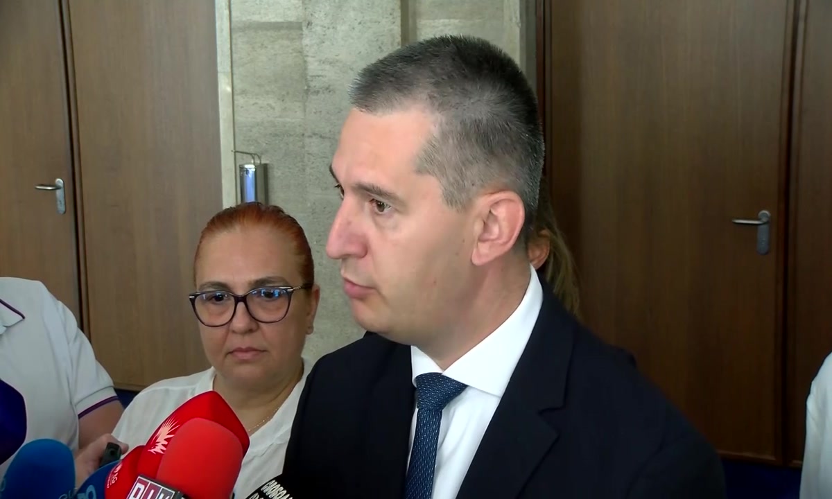 "Възраждане" сигнализира за съмнения около осиновяването на тригодишно дете в София