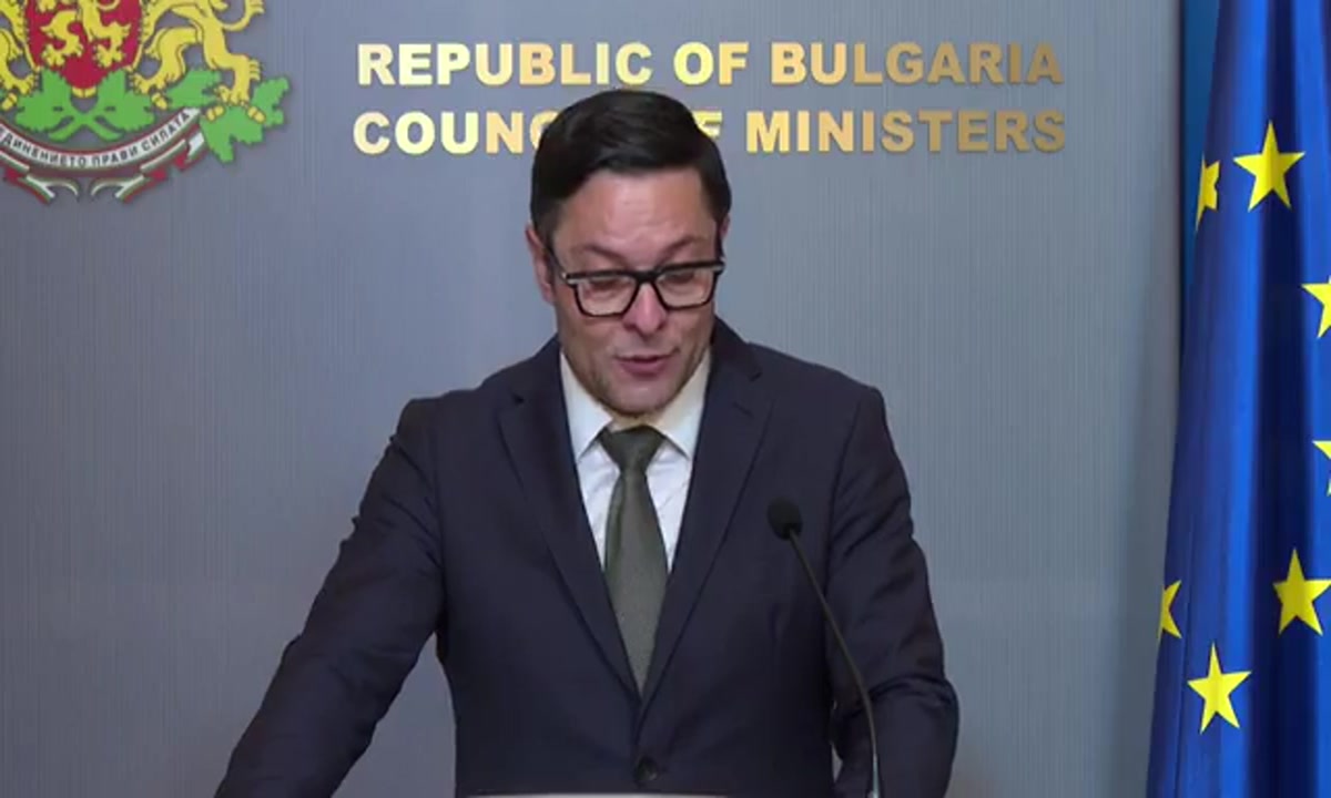 Вицепремиерът алармира: Има редица проблеми с проекта с "Райнметал" - няма договор, финансиране и терен!