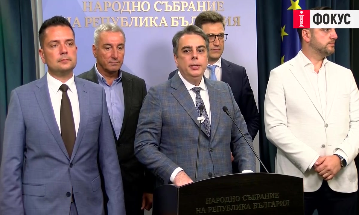 ПП предлага: Такситата да могат да се движат в бус лентите, общините ще решават при какви условия