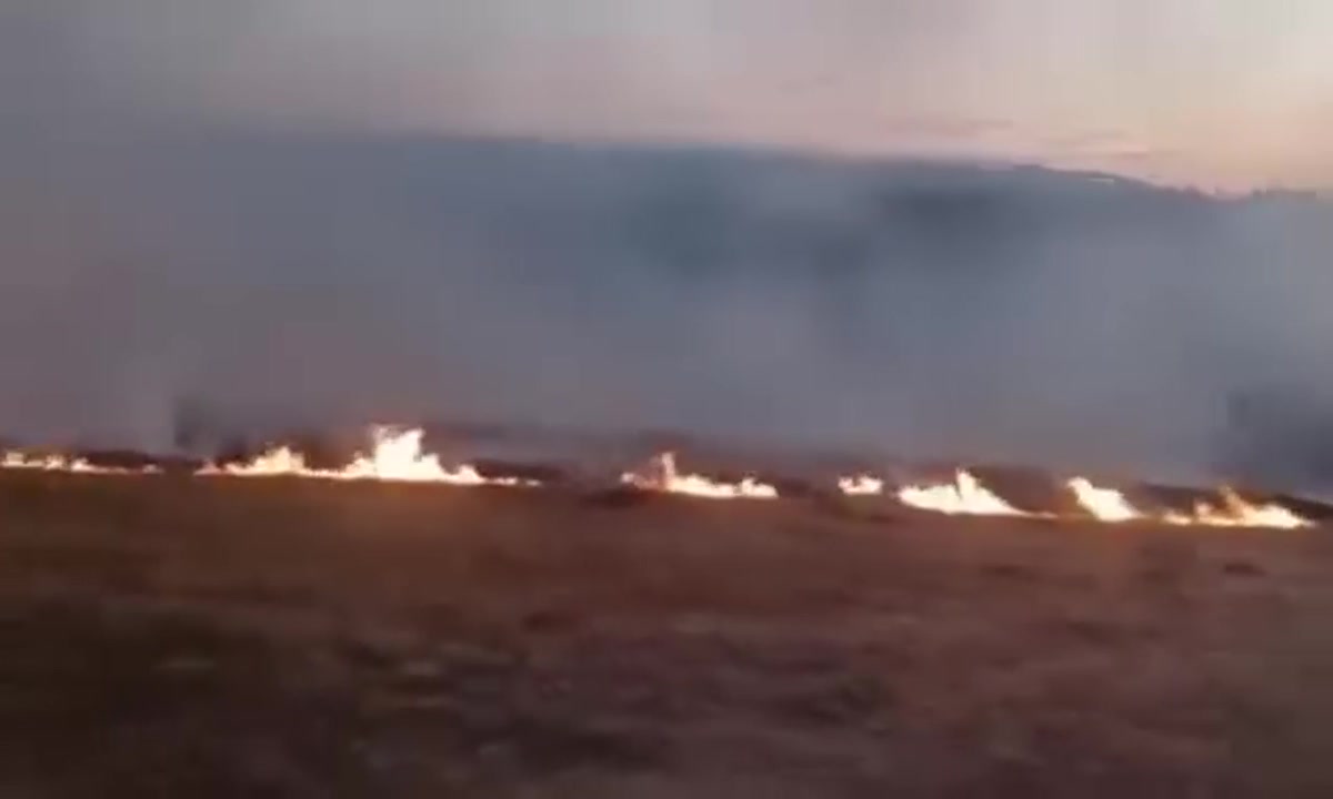 Голям пожар горя снощи в Еленския балкан