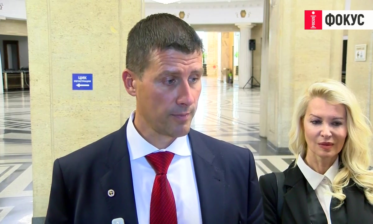 Ивелин Михайлов се регистрира на президент: Не помощта за Украйна, а търговията трябва да продължи
