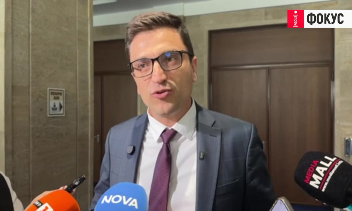 Венко Сабрутев: Учителите ще губят по 167 евро месечно заради управлението на Румен Радев