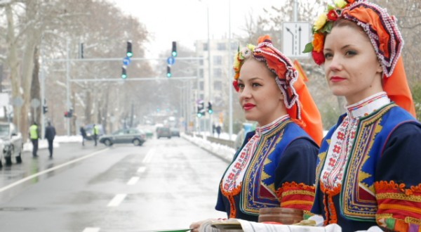 Готово! Нито едно паве по "Васил Априлов", отвориха булеварда!