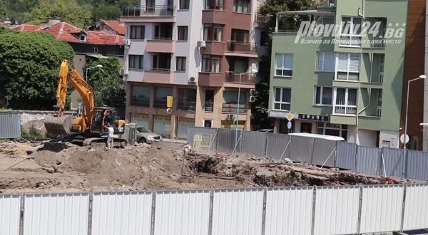 Вече копаят основите на новата сграда на "Гладстон"