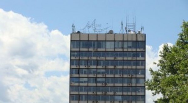 Възможно ли е операта да се премести на мястото на Партийния дом?