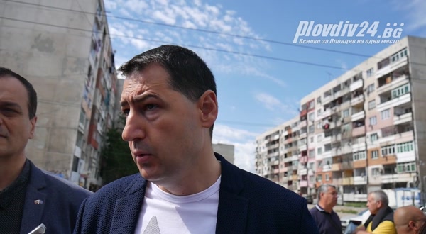 Кметът Иван Тотев коментира исканата извънредна сесия
