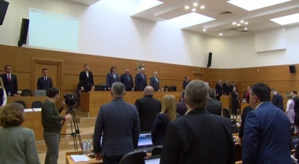 Общинските съветници на Пловдив увеличиха заплатите си
