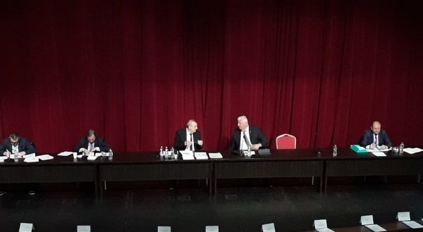 Прекроиха Годишната програма за управление на общински имоти