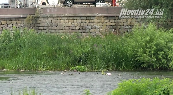 Археолози и реставратори настояват стените, които укрепват бреговете на Марица да бъдат обявени за културно наследство