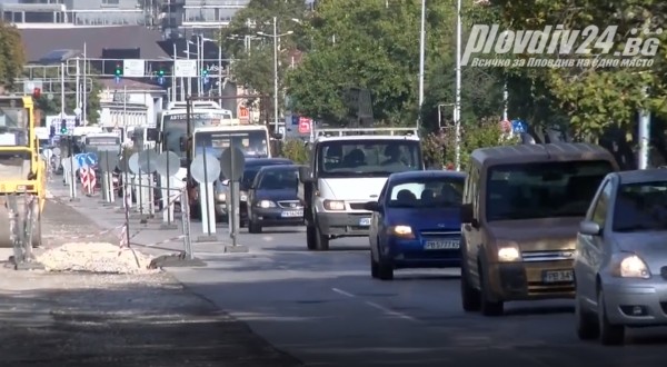 Регулировчици ли? Нищо подобно! Голяма мъка за шофьорите!