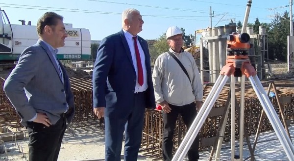 Инспекция на строителството на подлеза "Модър-Царевец"