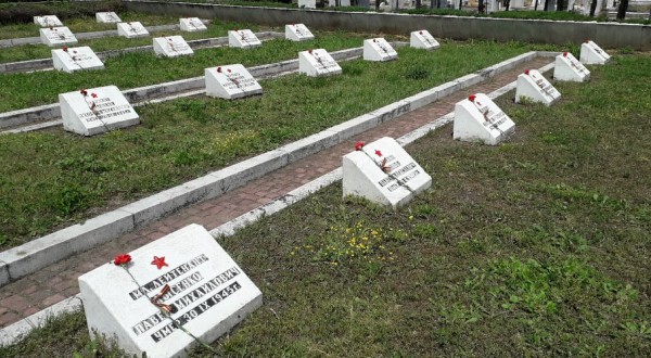 На Руските гробища в Пловдив Митрополит Николай призова за мир