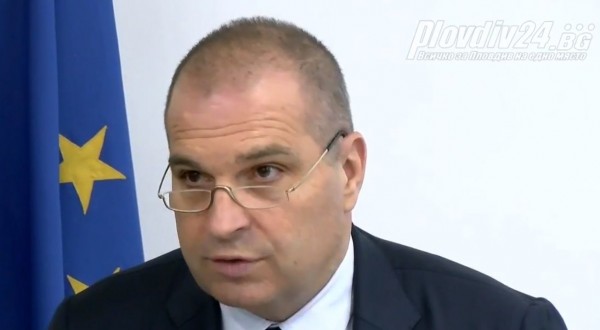 Протест на строители пред Областна управа в Пловдив