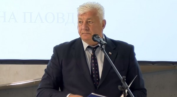 Кметът връчва “Почетен знак на град Пловдив” на президента на фондация “Америка за България”
