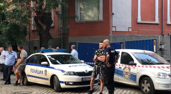 Поредният тютюнев склад вдигна държавната власт на крак в Пловдив