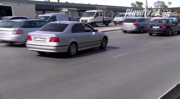 Улиците в Пловдив започнаха да пропадат