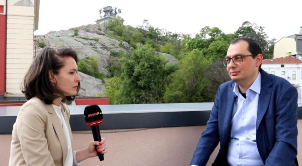 Слави Георгиев за покупката на зала "Строител": Здравко Димитров прави приятелски услуги