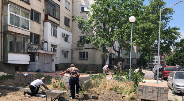 Пловдивчанка: Животът ми омръзна, не можем да се измъкнем от лай*а!